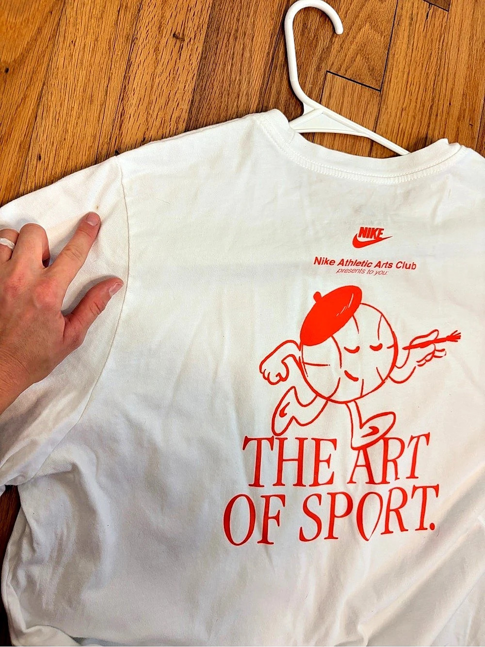 Nike Athletic Arts Club The Art of Sport Tee Graphic Tee in White & Red Size XL